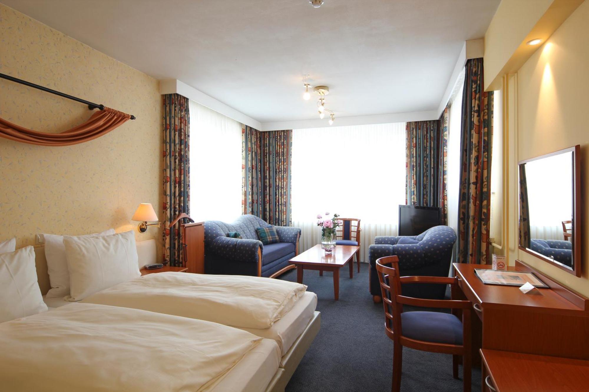 Grand Hotel Monopole Valkenburg aan de Geul Phòng bức ảnh