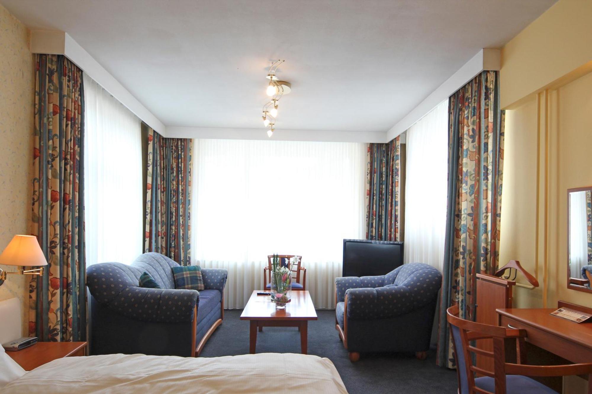 Grand Hotel Monopole Valkenburg aan de Geul Phòng bức ảnh